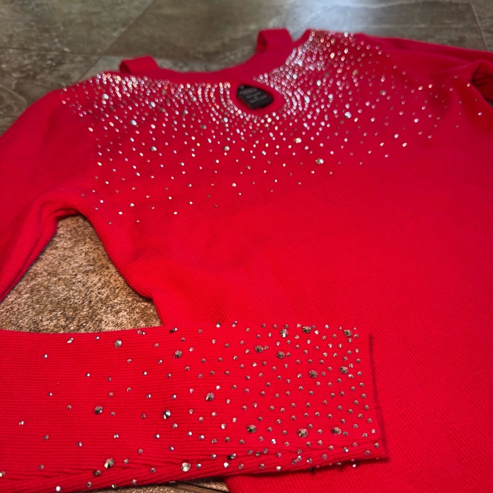 Embellished Rhinestone Top ✨ - Picture 7 of 7